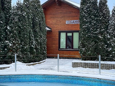 летний открытый бассейн в загородном комплексе «Zagorod» в селе Горка-Полонка недалеко от Луцка
