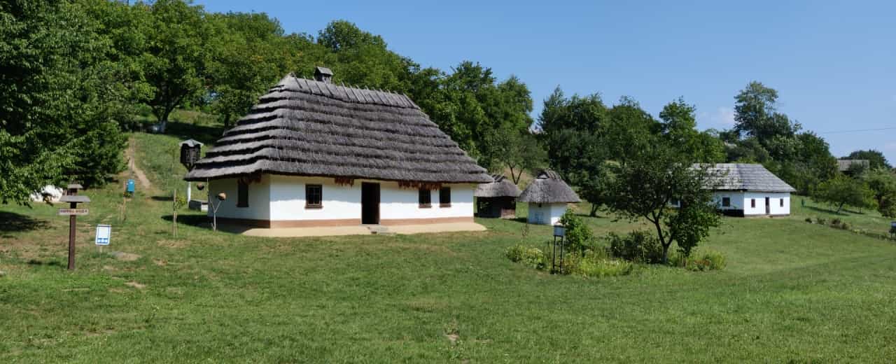 Музей народной архитектуры и быта в Черновцах