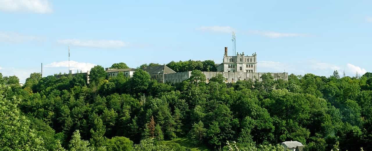 Ягильницкий замок - памятник архитектуры национального значения в Тернопольской области