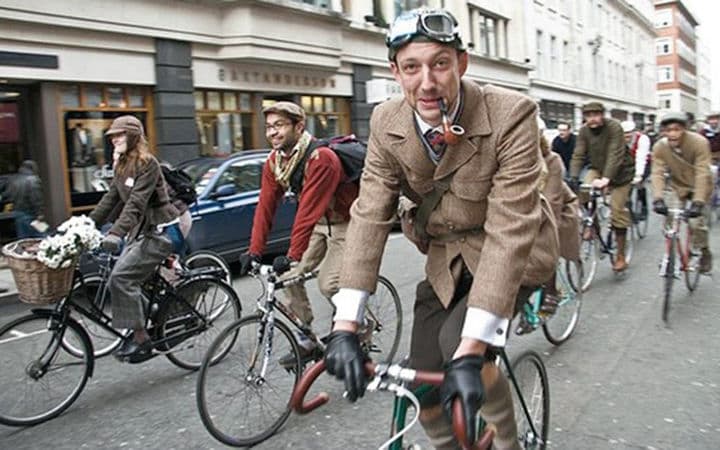 Яркий фестиваль Весенний Ретро Круиз 2017 в Киеве на ВДНХ 29 апреля