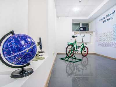 Научная лаборатория - отличная квест комната от Escape Quest, что находиться по адресу Киев, ул. Почайнинская 48