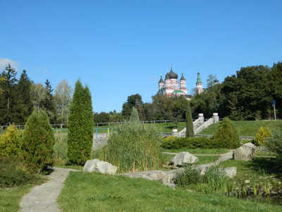 Зеленый уголок в Киеве парк Феофания