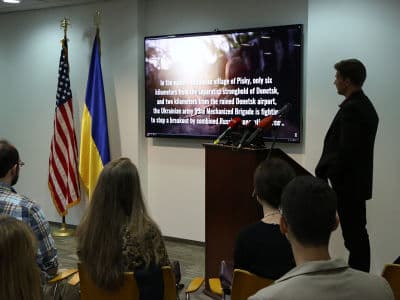 лекция Нолана Петерсона в центре America House Kyiv
