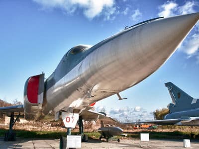 Экспонат государственного авиационного музея в Киеве. Истребитель