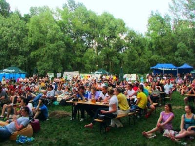 Парк EUROZONE для семейного отдыха на летний период в Оболонском районе Киева