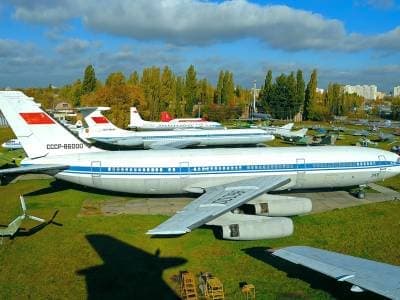 Огромный музей авиатехники возле аэропорта "Киев". Государственный музей авиации в Жулянах, Киев, Украина