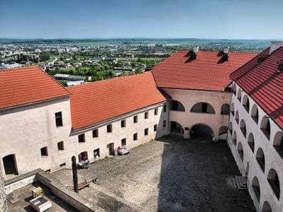 Старинній замок Паланок в городе Мукачево