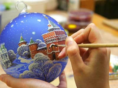 Роспись новогоднего шара Клавдиево 