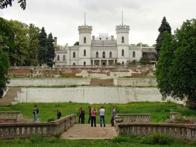 Шаровка замок дворец