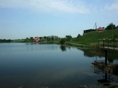  Подходящая для летнего времени атмосфера создана на базе отдыха "Святобор", которая находится недалеко от Киева.