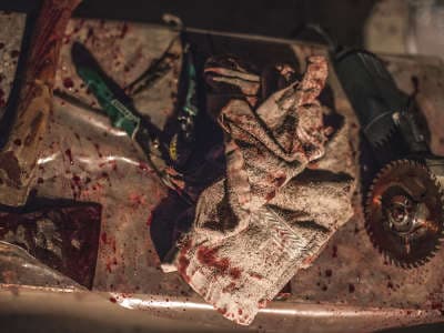 Искупление - хоррор квест-комната от The Cage в Киеве на Филиппа Орлика. Вы попадаетесь в ловушку к бешеному убийце.