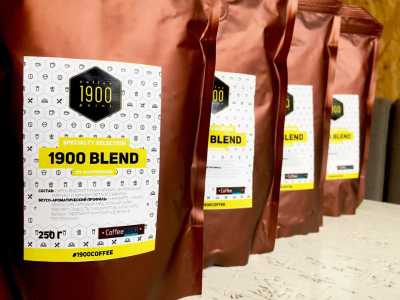  Гости 1900 Coffee Point без ума от особенного кофе Bulletproof, в которое добавляется масло, сделанное по авторскому рецепту Дэйва Эспри, инвестора всем известной Кремниевой долины