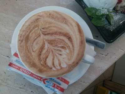  В Mom's Coffee coffeeshop можно попробовать горячий и ароматный кофе, приготовленный из свежих обжаренных зерен. 