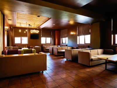 «Kandy Lounge» - кальянная в самом сердце района Позняки на улице Анны Ахматовой. Отзывы посетителей.