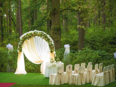 Свадебные церемонии в загородном комплексе «Дубравушка Club» возле Фастова.