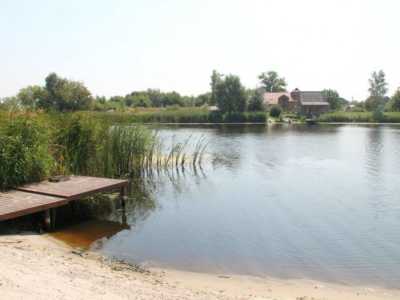 «Ясенсад» - загородный комплекс на берегу реки Ратуха с выходом на Киевское море.