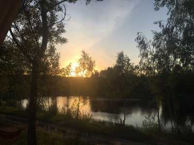 Озеро для рыбалки в загородном комплексе «Relax Villa Poduzska» возле Киева.