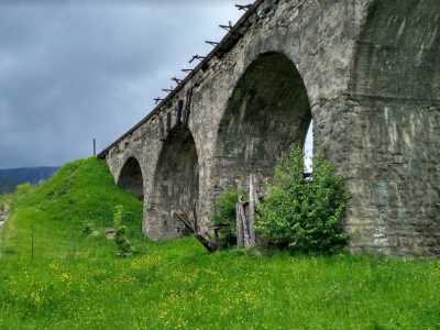 Арочный виадук в Ворохте один из старейших и самых длинных каменных арочных мостов старого света. Отзывы посетителей.