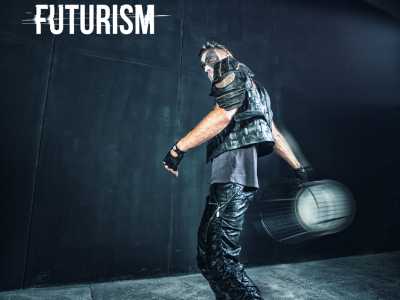 FUTURISM - это масштабная иммерсивная постановка, объединяет шоу, театр и квест игру в Киеве