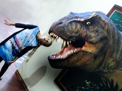 Благодаря музею фотоиллюзий, у вас появляется возможность почувствовать себя в эру динозавров