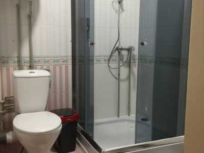 Ванная комната в уютном хостеле «My Home Nivki City Hostel» возле метро Нивки.