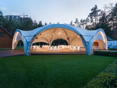 Банкетный шатер в ресторанно-отельном комплексе «ONOVO» на 18 км Бориспольского шоссе.