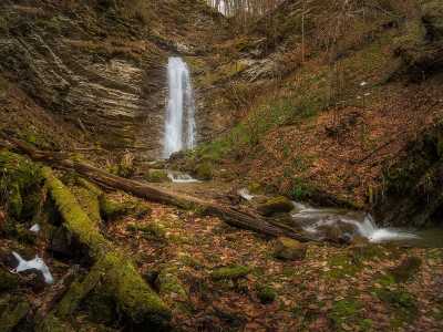 Водопад Сыч (Сич) из каскада "Буковинских водопадов"