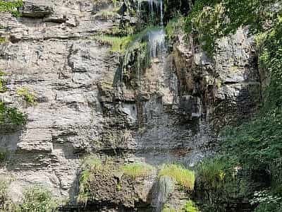 Водопад в Смотричском каньоне в Каменец-Подольском