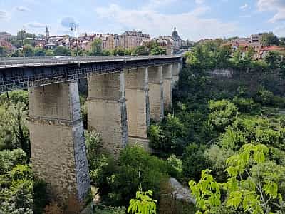 Каменный мост через Смотричский каньон в Каменец-Подольском