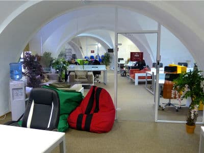 Коворкинг «iHUB Kyiv» - центр инноваций и предпринимательства.