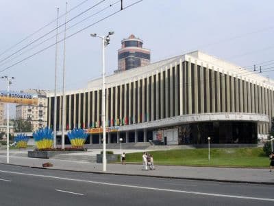 Национальный дворец искусств Украина общий вид