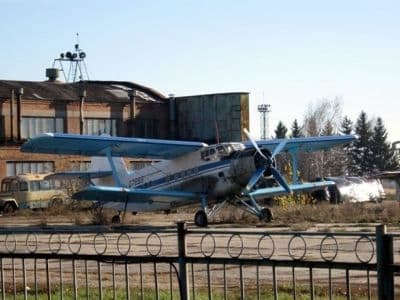 Недалеко от Полтавы на территории музея дальней и стратегической авиации находится кладбище учебных самолетов. Раньше они были задействованы в летной школе, но теперь представлены в качестве экспонатов.