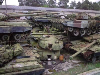 «Кладбище танков» в промышленном райене Киева. Отзывы посетителей.